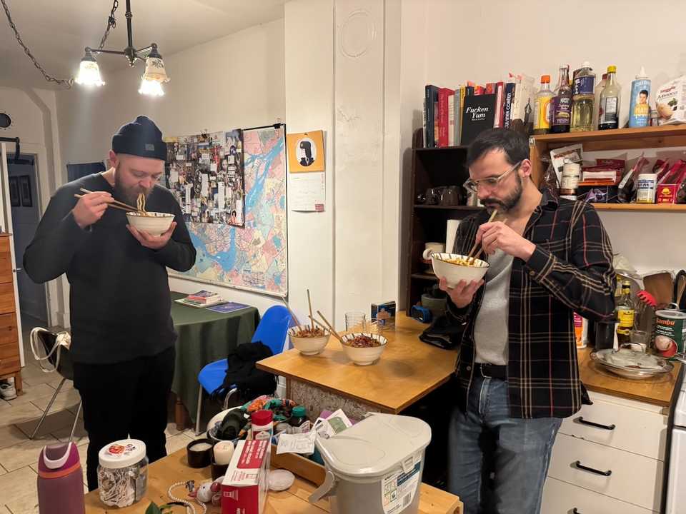 Having udon at Travis and Guillaume's (featuring Guillaume)